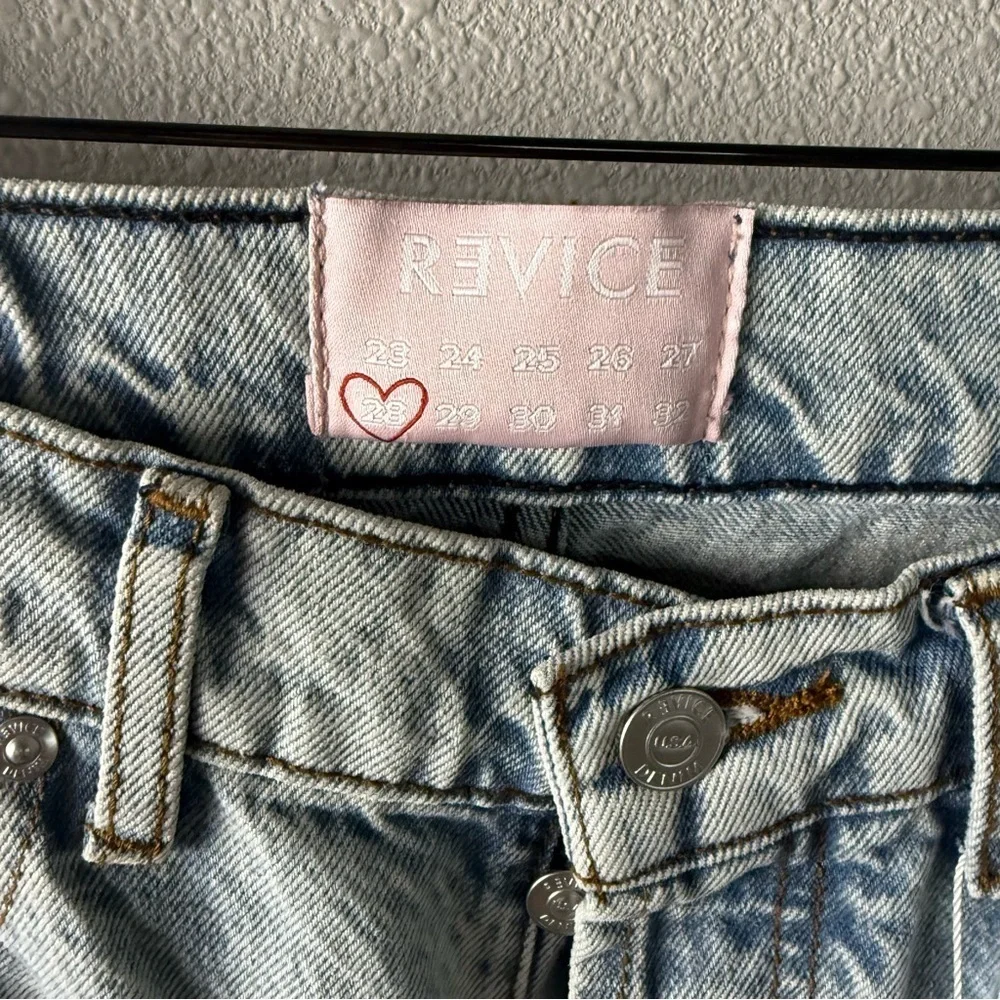 New REVICE Denim Ex-Boyfriend Jeans Player One Denim Distressed Women’s Size 28
